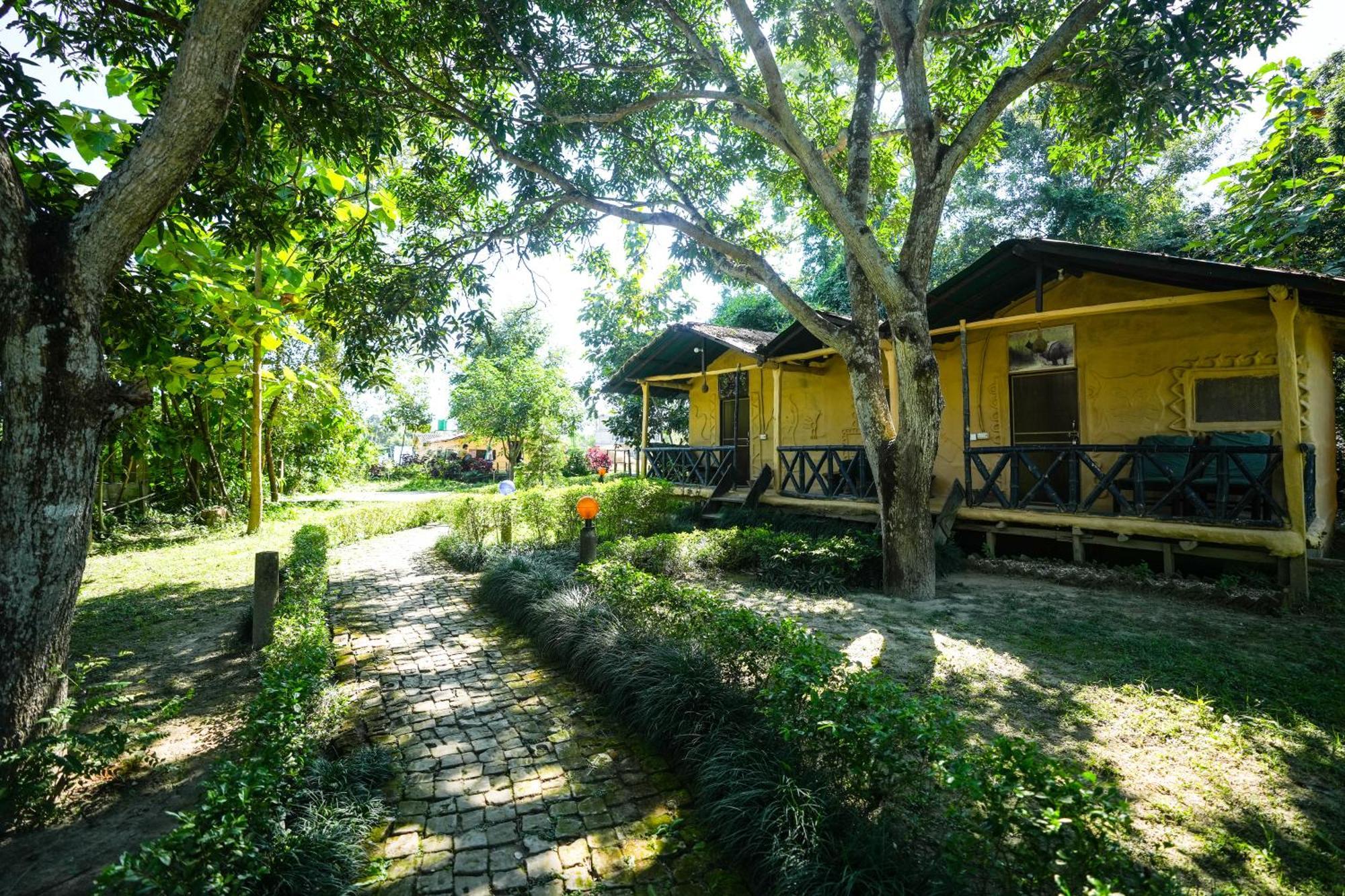 Hotel Wild Planet Eco Retreat Bardiya Esterno foto