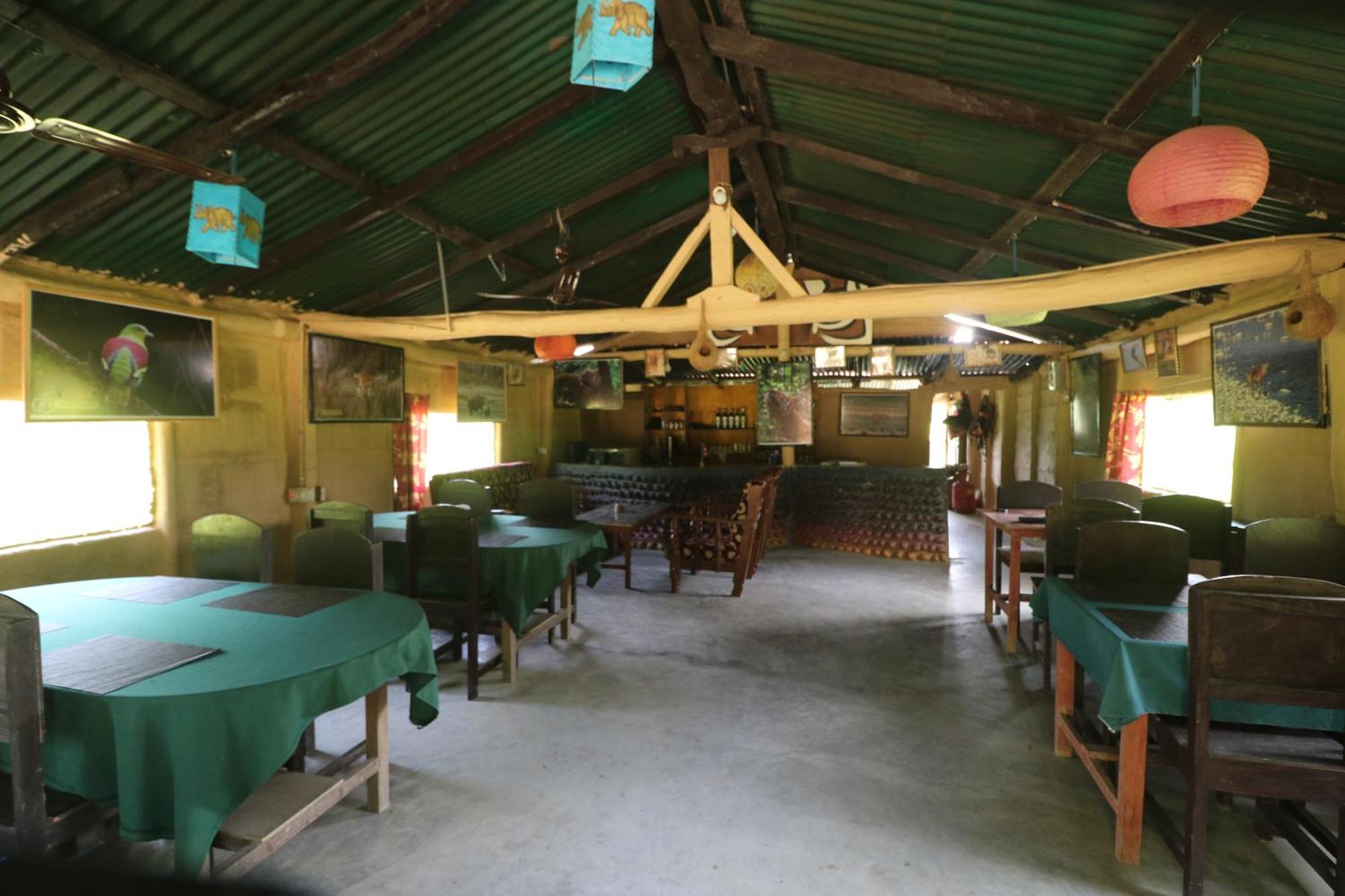 Hotel Wild Planet Eco Retreat Bardiya Esterno foto