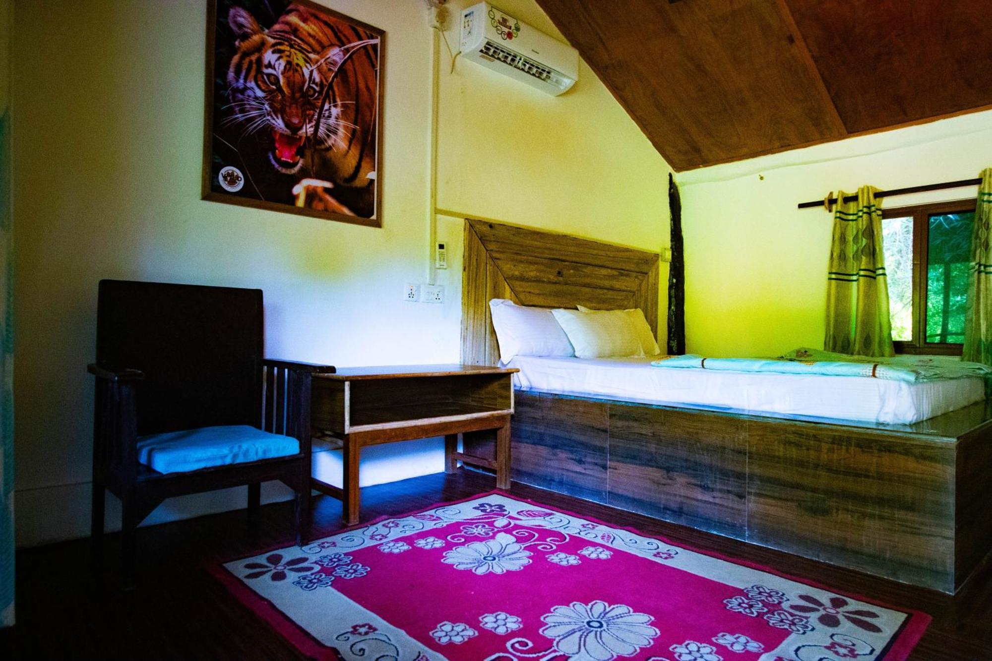 Hotel Wild Planet Eco Retreat Bardiya Esterno foto