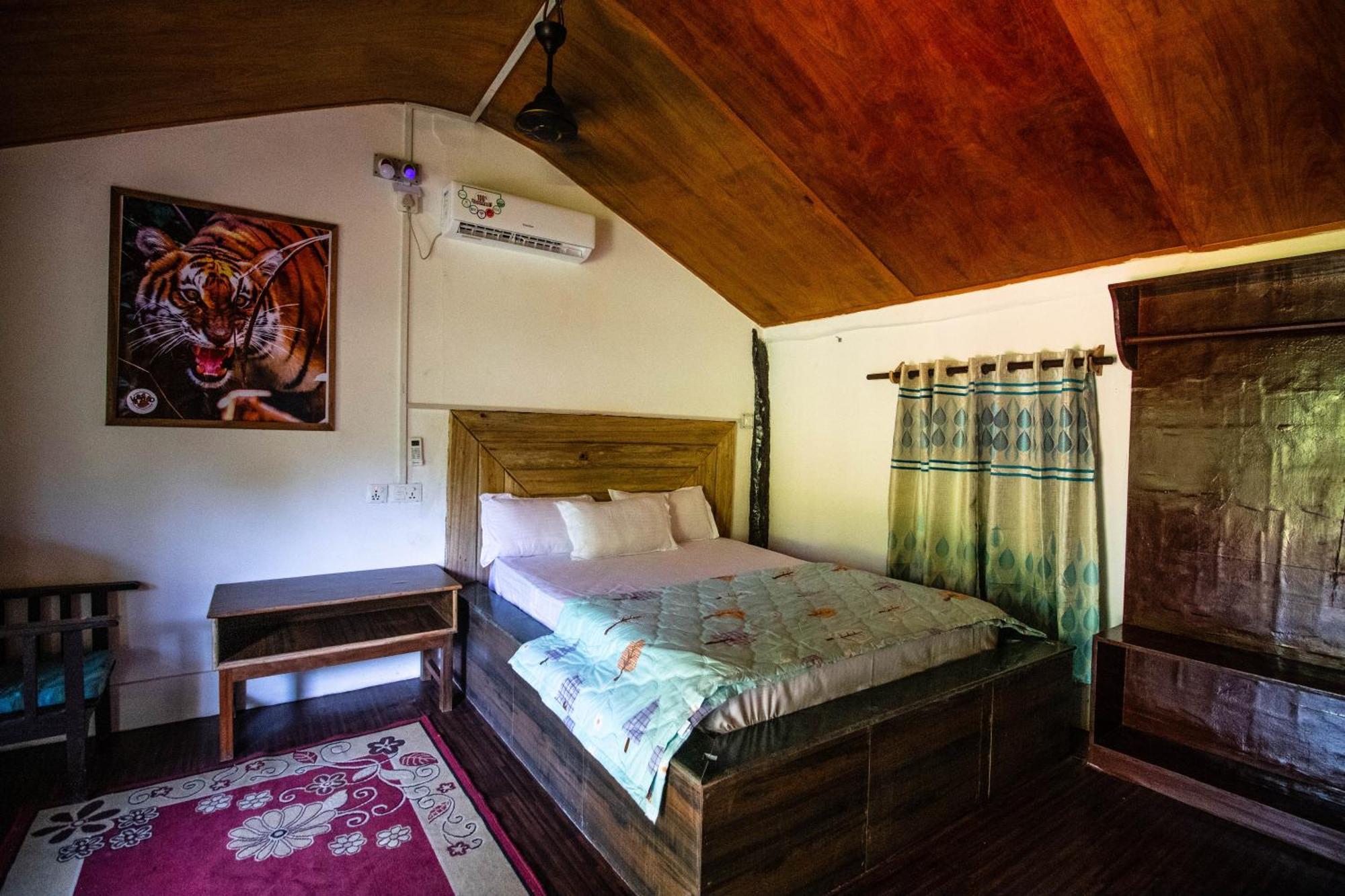 Hotel Wild Planet Eco Retreat Bardiya Esterno foto