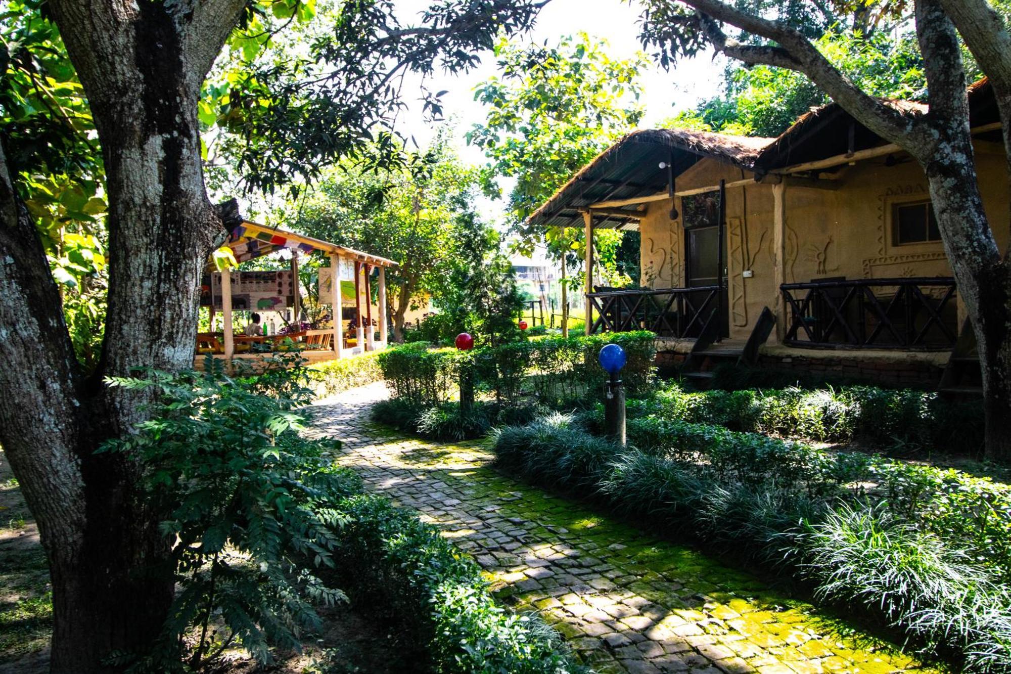 Hotel Wild Planet Eco Retreat Bardiya Esterno foto